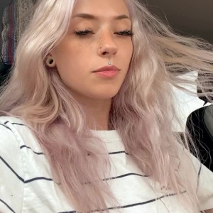 Video by inbedwithbambi published on April 28,2023 15:27:00 - BestThots