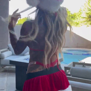 Video by kiaramoontv published on June 7,2023 22:19:00 - BestThots