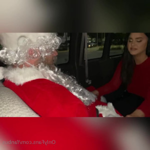 Video by fanbus published on April 9,2023 04:10:00 - BestThots