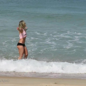 Video by momohotwife published on May 5,2023 15:45:00 - BestThots