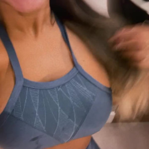 Video by brazilianhotwi1 published on May 10,2023 00:07:00 - BestThots