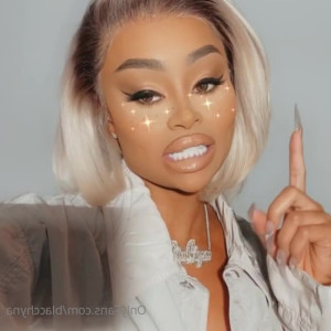 blacchyna #5669052