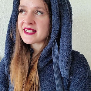 Video by kittylou published on May 7,2023 11:28:00 - BestThots
