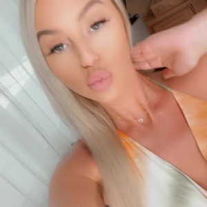 Video by momandme published on April 18,2023 22:12:00 - BestThots