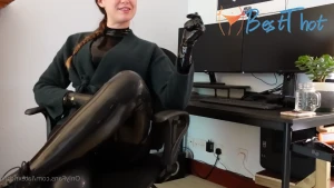 Video by latexnchill published on January 21,2025 05:01:49 - BestThots