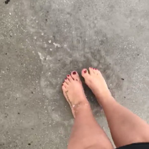 Video by zoeykatexo2 published on April 3,2023 22:37:00 - BestThots