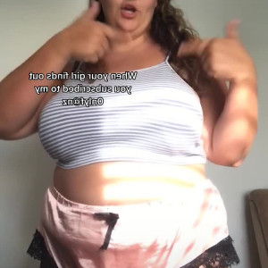 Video by zoeykatexo2 published on April 4,2023 21:18:00 - BestThots