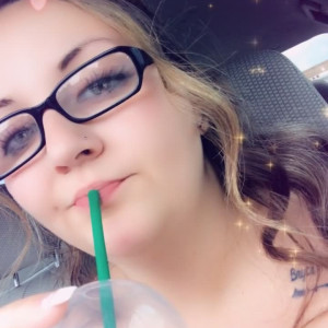 Video by zoeykatexo2 published on April 10,2023 00:11:00 - BestThots