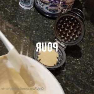Video by bodybylorrie published on March 13,2023 22:07:00 - BestThots
