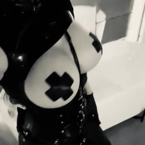 Video by ladyelectradominatrix published on April 7,2023 05:34:00 - BestThots