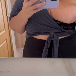 Video by misshoneypotts published on May 26,2023 22:31:00 - BestThots