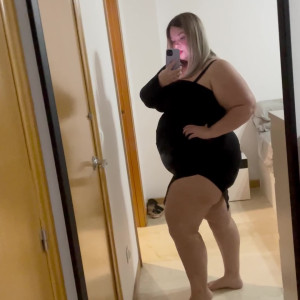 Video by misshoneypotts published on April 24,2023 22:42:00 - BestThots