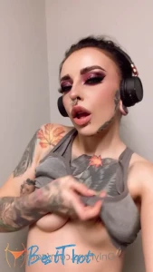 Video by gothickkk published on January 18,2025 13:01:23 - BestThots