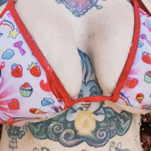 riae_ #5653902