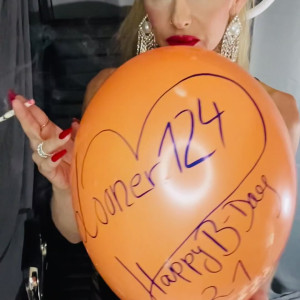 Video by smokingqueenalina published on August 16,2023 00:57:01 - BestThots