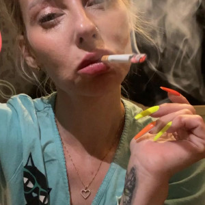 Video by smokingqueenalina published on August 16,2023 01:20:31 - BestThots