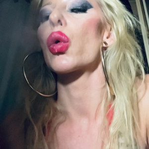 Video by smokingqueenalina published on August 16,2023 01:15:51 - BestThots