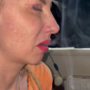 Video by smokingqueenalina published on August 16,2023 03:59:43 - BestThots