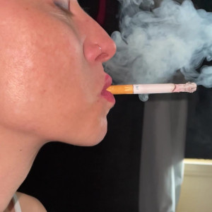Video by smokingqueenalina published on August 16,2023 06:36:14 - BestThots