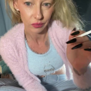 Video by smokingqueenalina published on August 16,2023 07:11:49 - BestThots