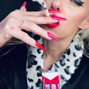 Video by smokingqueenalina published on August 16,2023 05:27:46 - BestThots