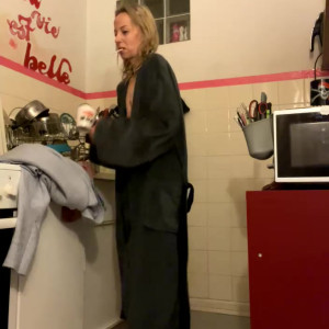 Video by smokingqueenalina published on August 16,2023 04:45:54 - BestThots