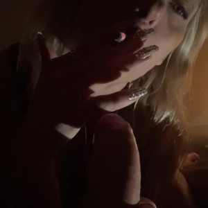Video by smokingqueenalina published on August 16,2023 05:05:48 - BestThots