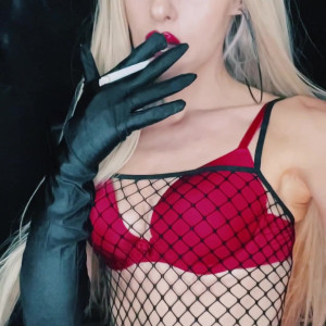 smokingqueenalina #3201809