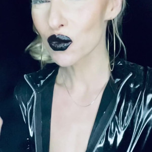 smokingqueenalina #3202739