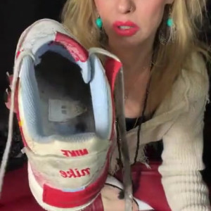 Video by smokingqueenalina published on August 16,2023 05:39:37 - BestThots