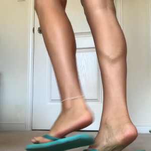 Video by amberskyetoesies published on August 3,2023 13:15:00 - BestThots