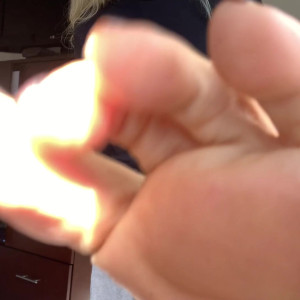 Video by amberskyetoesies published on June 22,2023 09:17:00 - BestThots