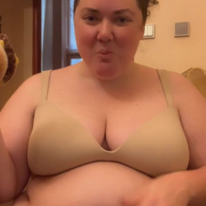 Video by nikkimaialina published on April 21,2023 13:55:00 - BestThots