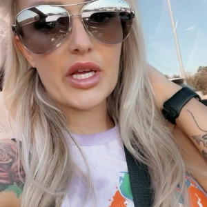 Video by mfccammodel published on June 3,2023 23:21:00 - BestThots