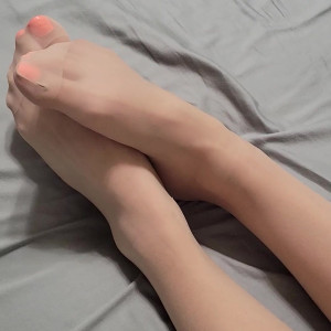 Video by nylonwife88 published on July 24,2023 00:35:00 - BestThots