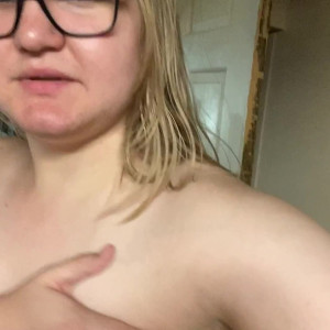 Video by scarlett_williams published on May 18,2023 04:35:00 - BestThots