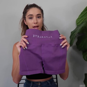 Video by itsnatalieroush published on April 23,2023 19:47:00 - BestThots