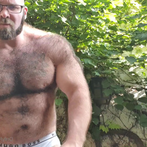 Video by hairy_musclebear published on May 6,2023 21:35:00 - BestThots