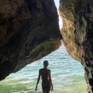 Video by carla-piece-of-art published on August 16,2023 07:18:22 - BestThots