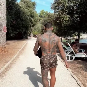 Video by thebritishbeastxxl published on May 1,2023 14:39:00 - BestThots