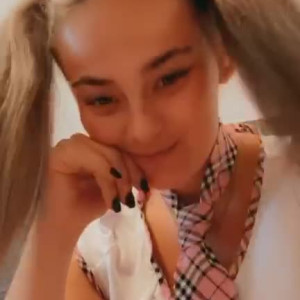 Video by tiffanybabe02 published on August 24,2023 03:33:03 - BestThots
