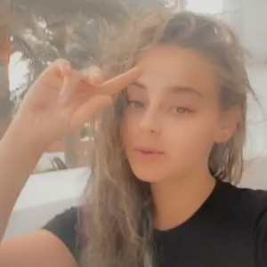 Video by tiffanybabe02 published on August 24,2023 03:34:16 - BestThots