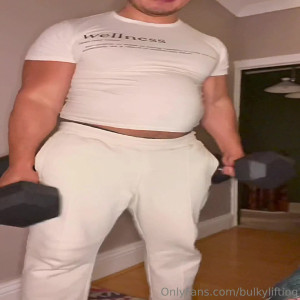 Video by bulkylifting published on August 24,2023 03:49:38 - BestThots