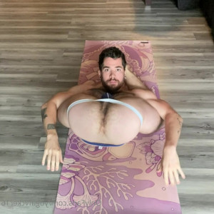 Video by yogafvcker16 published on June 29,2023 19:25:00 - BestThots