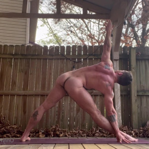 Video by yogafvcker16 published on April 25,2023 09:41:00 - BestThots