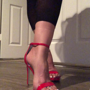 Video by sexyfeet47 published on April 30,2023 18:46:00 - BestThots