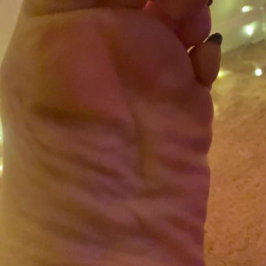 Video by sexyfeet47 published on March 16,2023 22:43:00 - BestThots