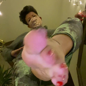 Video by sexyfeet47 published on March 11,2023 10:59:00 - BestThots
