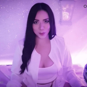 annielumi #4026828