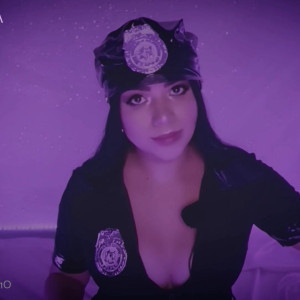 annielumi #4239386